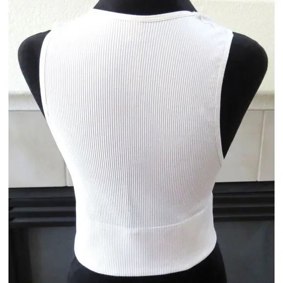 Urban Outfitters Out From Under Josie Plunge Neck Crop Tank L EUC - Picture 5 of 6